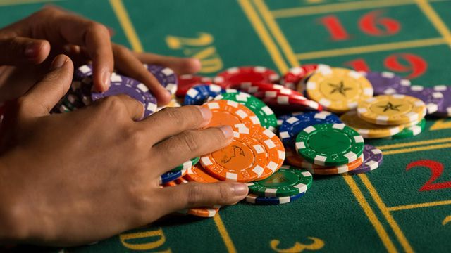 Lazybar Casino کھلاڑیوں کے لیے لائیو کیسینو سیکشن